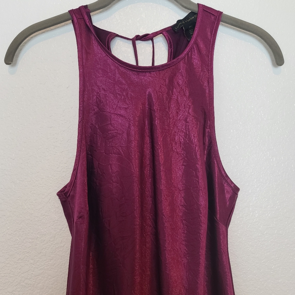 House Of Harlow 1960 Wine Satin Crinkled High-Neck Sleeveless Slip Dress - Picture 3 of 8